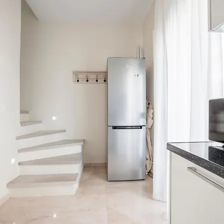 Haniotisuite Chaniotis